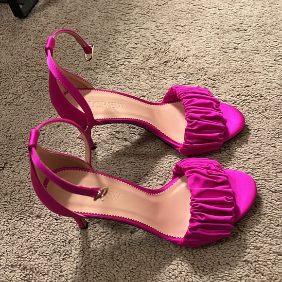 SOLD - J. Crew Rylie Ruched heels - Picture 4 of 9